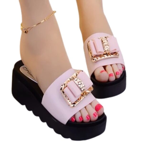 sandals with buckle pink