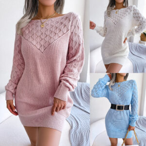 Chic Long-Sleeved Wool Dress with Cut-Out Collar Detailing