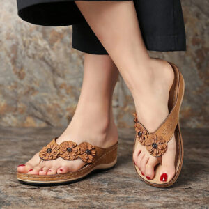 Retro-Inspired Flower Wedge Sandals for Women