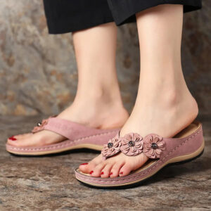 Retro-Inspired Flower Wedge Sandals for Women