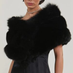 Fashionable Women’s Fur-Trim Shawl for Warmth