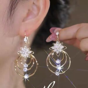 Elegant Zircon Earrings with Geometrical Flair