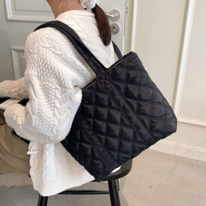 Women’s Oxford Cloth Shoulder Bag