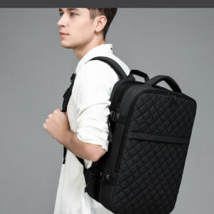 Expandable backpack