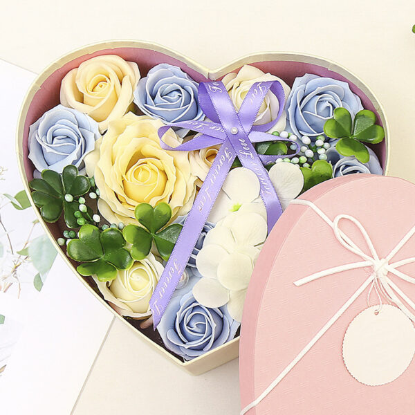 Creative New Style Soap Flower Heart-shaped Gift Box - Image 2