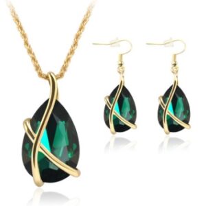 Europe and the United States cross-border e-commerce jewelry set pendant necklace earrings nostalgic crystal holiday party wedding supplies