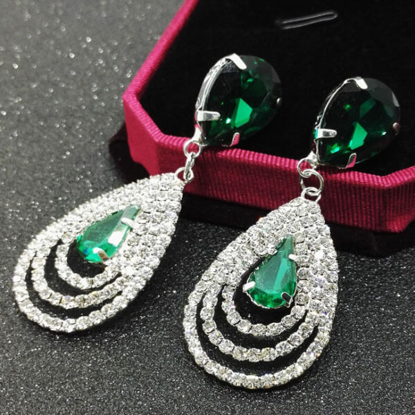 Crystal drop earrings - Image 6