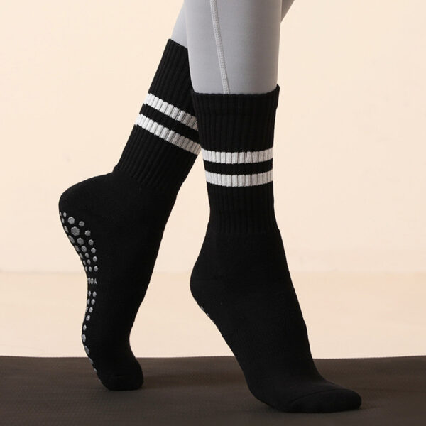 Anti-Slip Pilates Socks with Grips