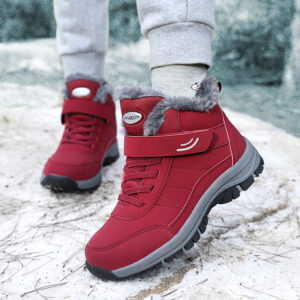 New Shoes For The Old Autumn And Winter High-top With Velvet Thick Cotton Shoes Non-slip Sneakers Mother Snow Boots