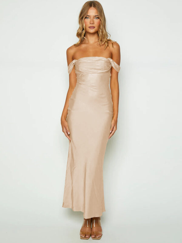 Glamorous Satin Tube Dress with Ruched Details - Image 9